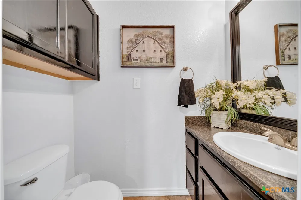 505 Olive Street Jourdanton, TX 78026