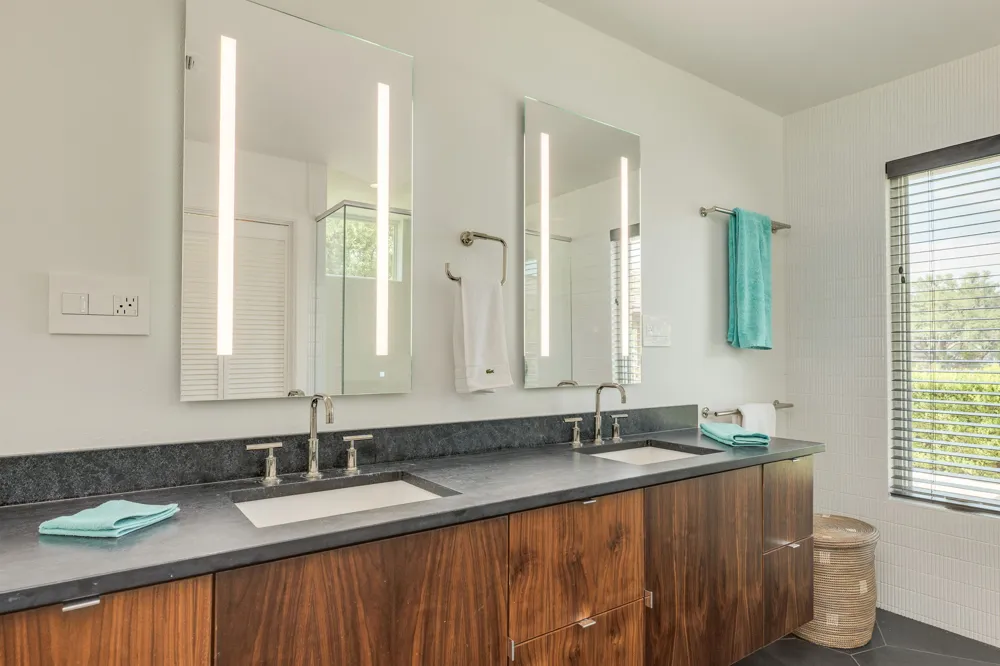 214 Island Lodges Drive Buchanan Dam, TX 78609