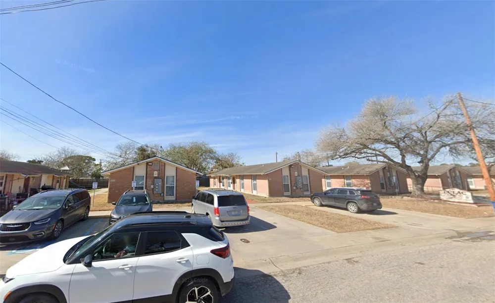 924 Flores St Sinton, TX 78387
