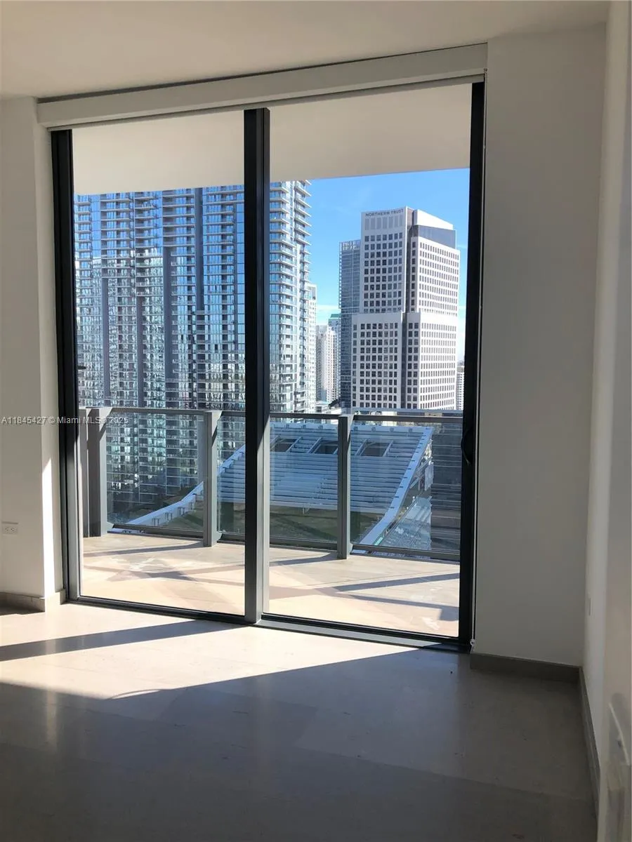 88 SW 7th St #2305 Miami, FL 33130