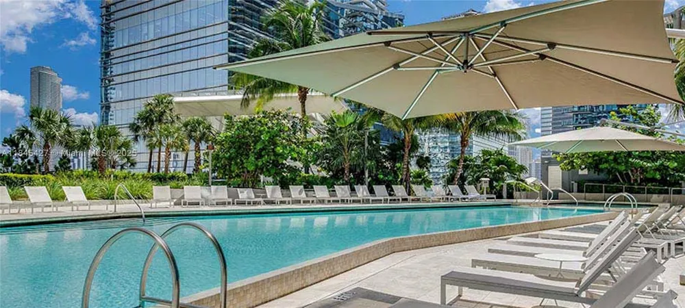 88 SW 7th St #2305 Miami, FL 33130
