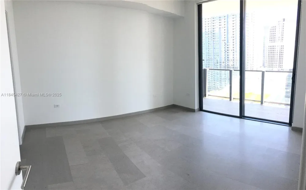 88 SW 7th St #2305 Miami, FL 33130