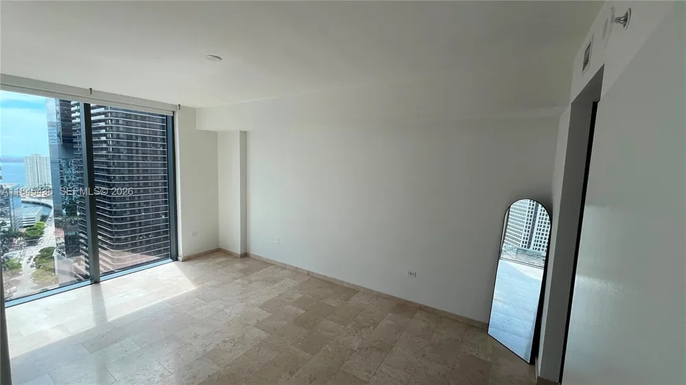 88 SW 7th St #2603 Miami, FL 33130