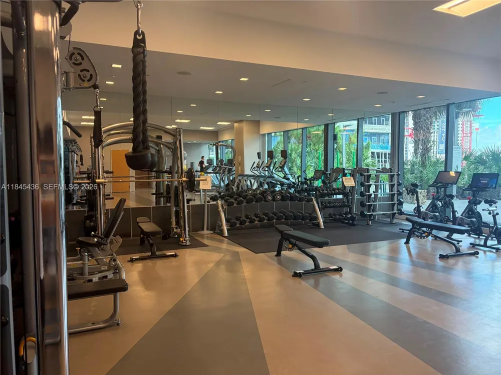88 SW 7th St #2603 Miami, FL 33130