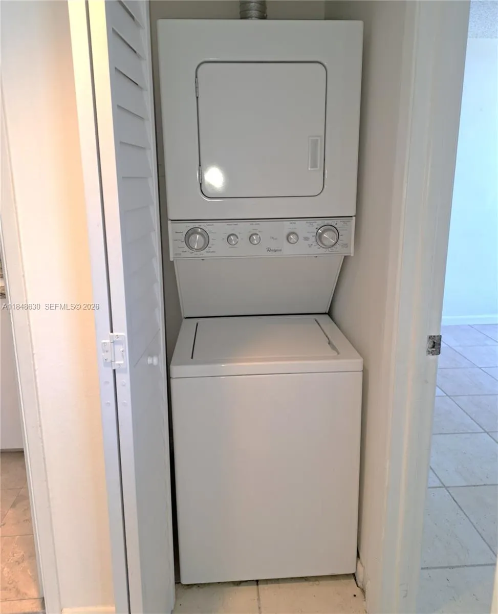 3300 NE 191 st #1207 Aventura, FL 33180