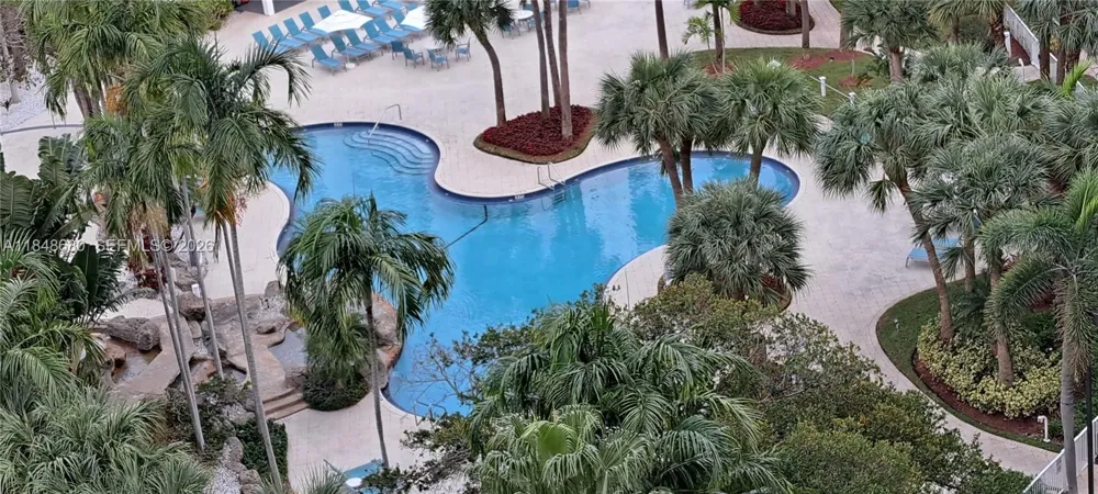 3300 NE 191 st #1207 Aventura, FL 33180