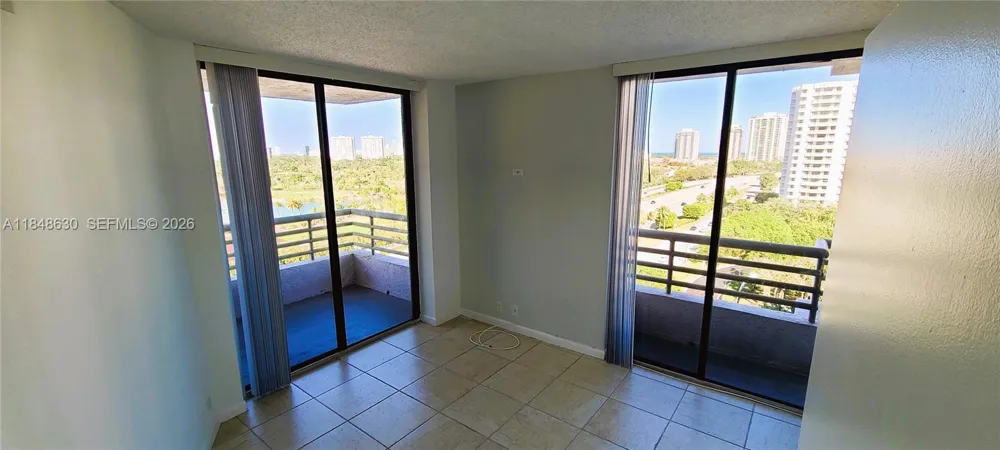 3300 NE 191 st #1207 Aventura, FL 33180