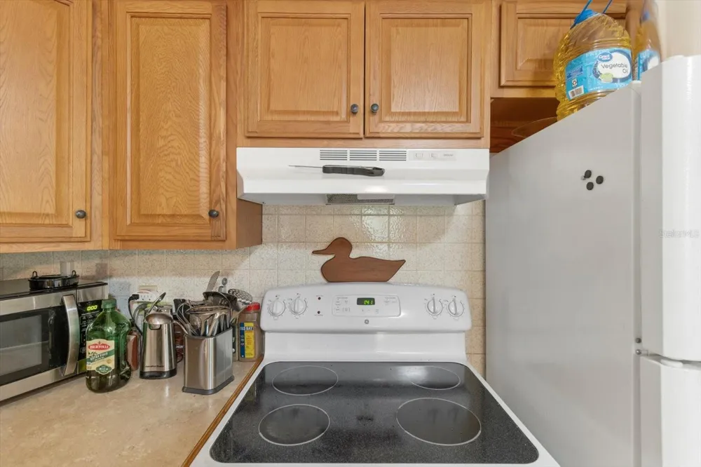 516 S TUCK POINT Inverness, FL 34450