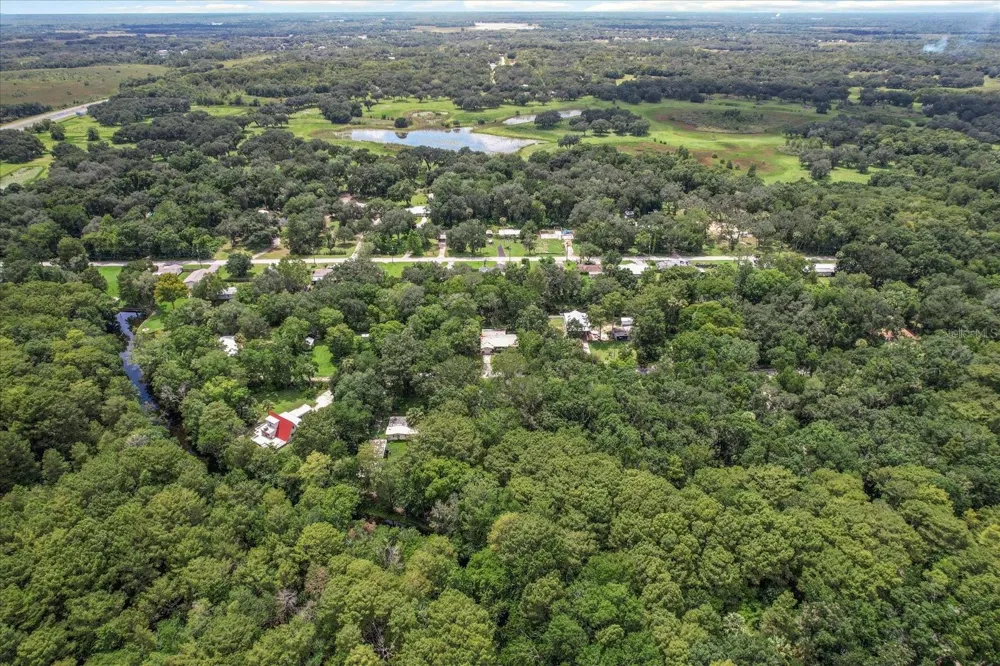 516 S TUCK POINT Inverness, FL 34450