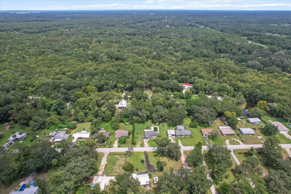516 S TUCK POINT Inverness, FL 34450