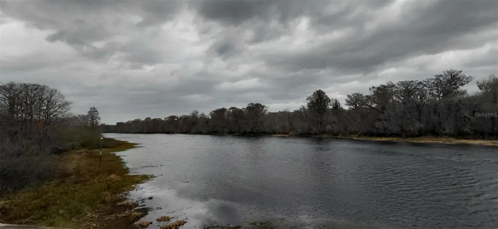 516 S TUCK POINT Inverness, FL 34450
