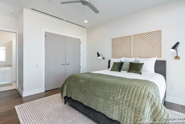 123 Lexington #1602 San Antonio, TX 78205