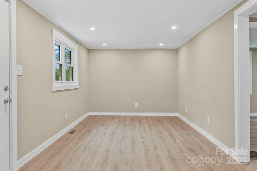 530 Rebel Ridge Road Marshall, NC 28753