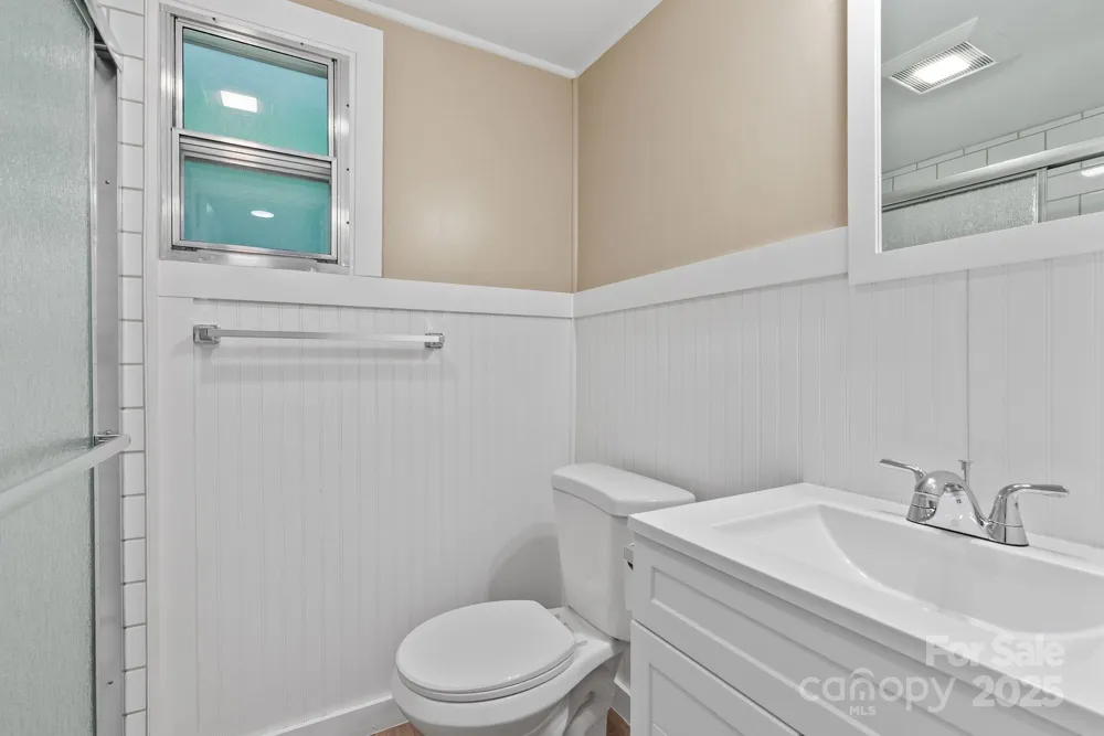 530 Rebel Ridge Road Marshall, NC 28753