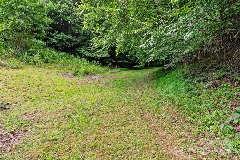 530 Rebel Ridge Road Marshall, NC 28753