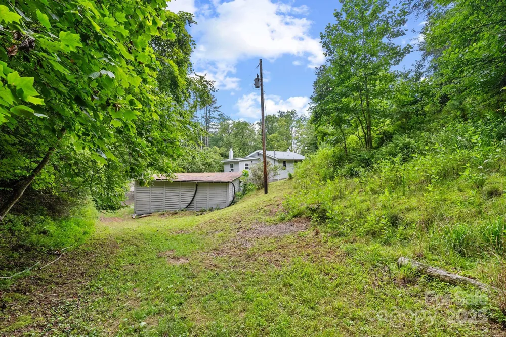 530 Rebel Ridge Road Marshall, NC 28753
