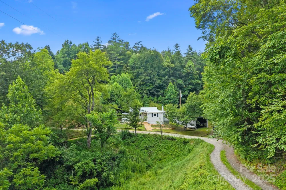 530 Rebel Ridge Road Marshall, NC 28753