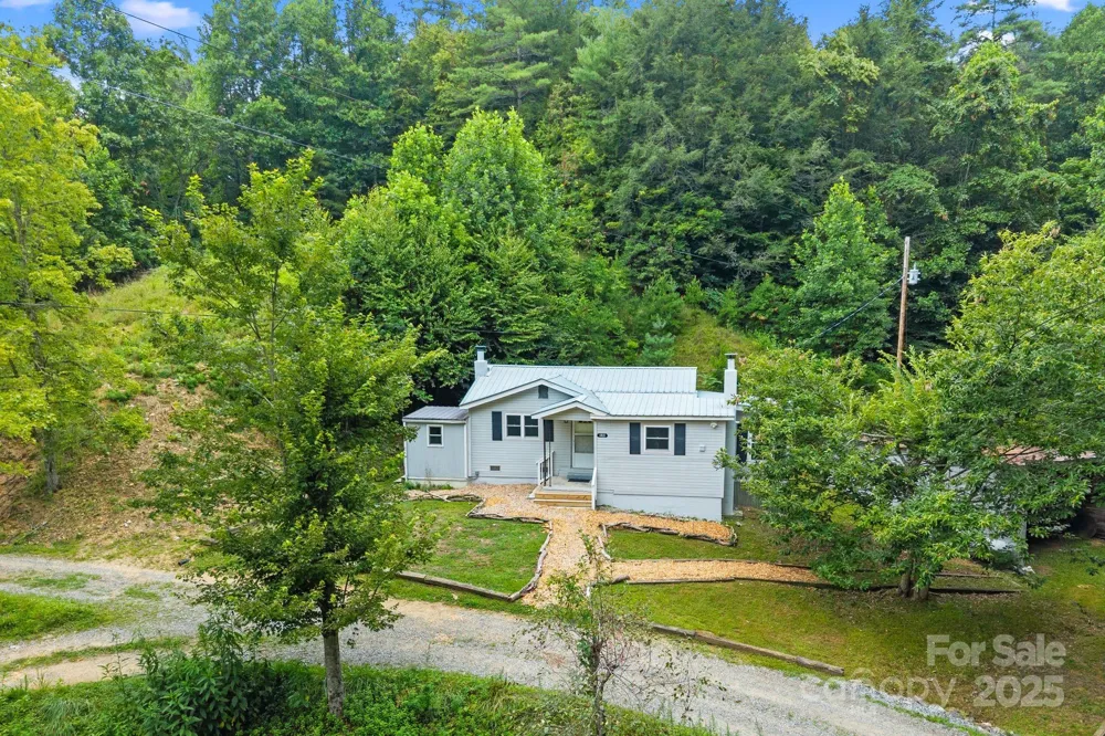 530 Rebel Ridge Road Marshall, NC 28753
