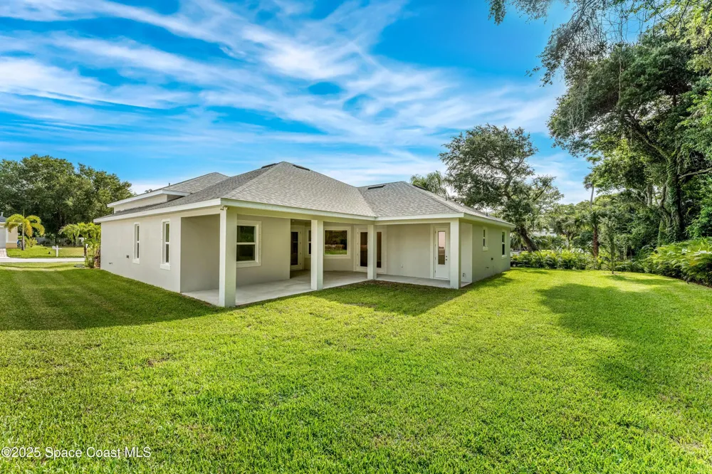 35 Loch Ness Drive Rockledge, FL 32955