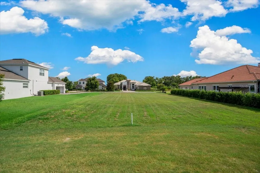 LIVE OAK DRIVE Tavares, FL 32778