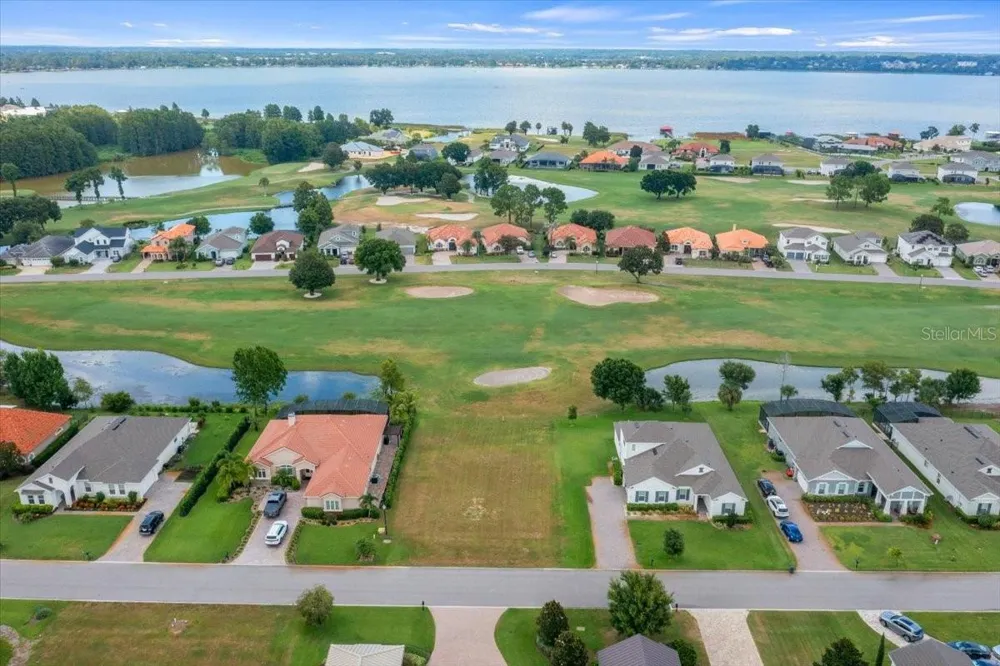 LIVE OAK DRIVE Tavares, FL 32778