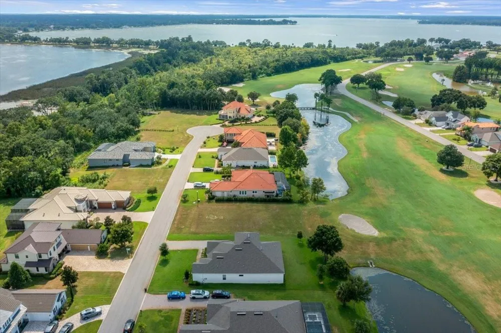 LIVE OAK DRIVE Tavares, FL 32778