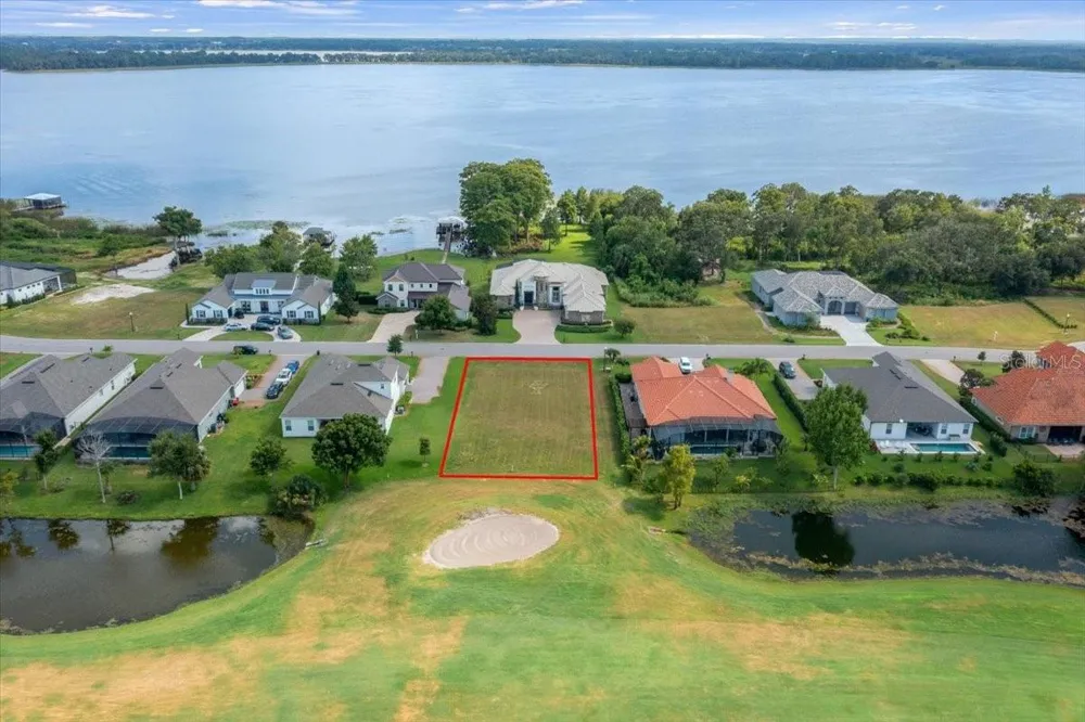 LIVE OAK DRIVE Tavares, FL 32778