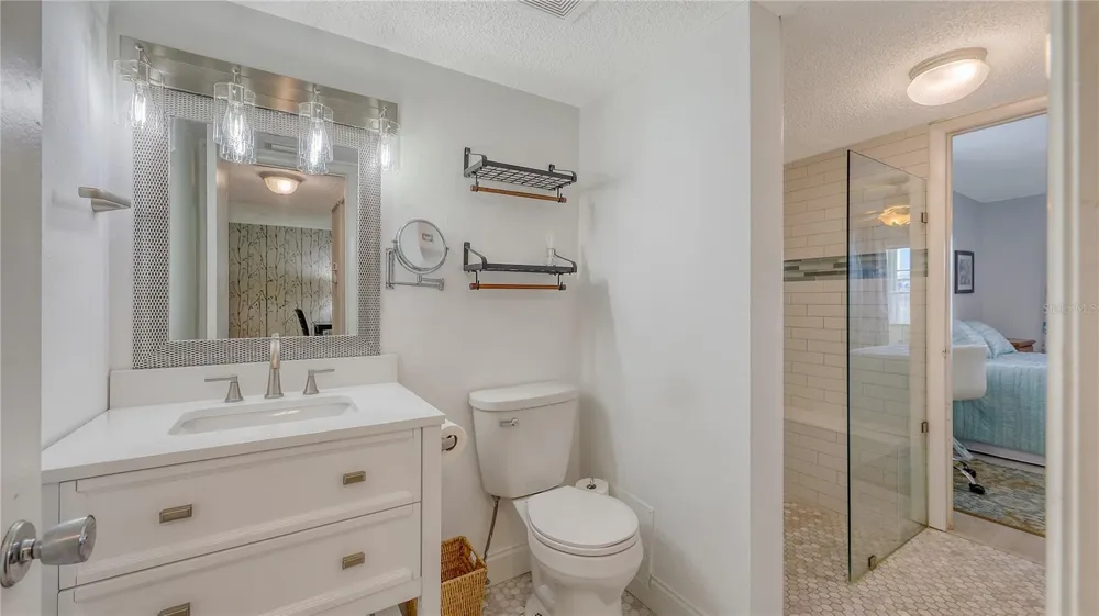 3845 LAKE BAYSHORE DRIVE #F103 Bradenton, FL 34205