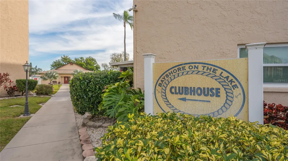 3845 LAKE BAYSHORE DRIVE #F103 Bradenton, FL 34205