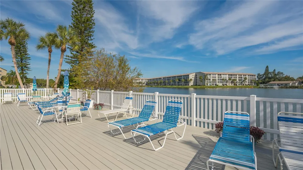 3845 LAKE BAYSHORE DRIVE #F103 Bradenton, FL 34205