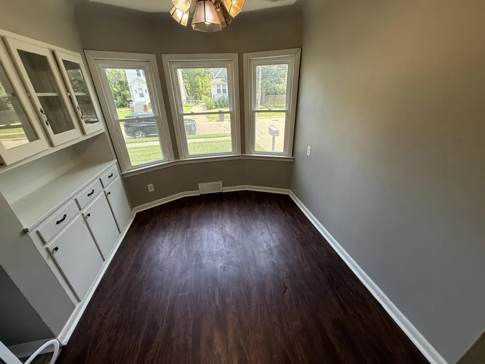 26655 Rosewood Street Roseville, MI 48066