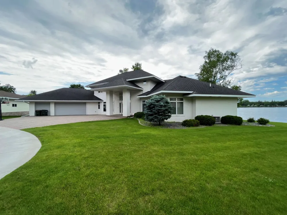 553 Lake Street Sauk Centre, MN 56378