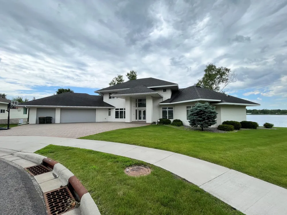553 Lake Street Sauk Centre, MN 56378