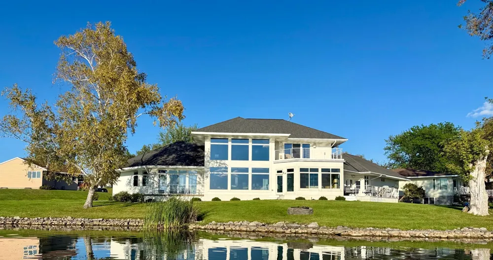 553 Lake Street Sauk Centre, MN 56378
