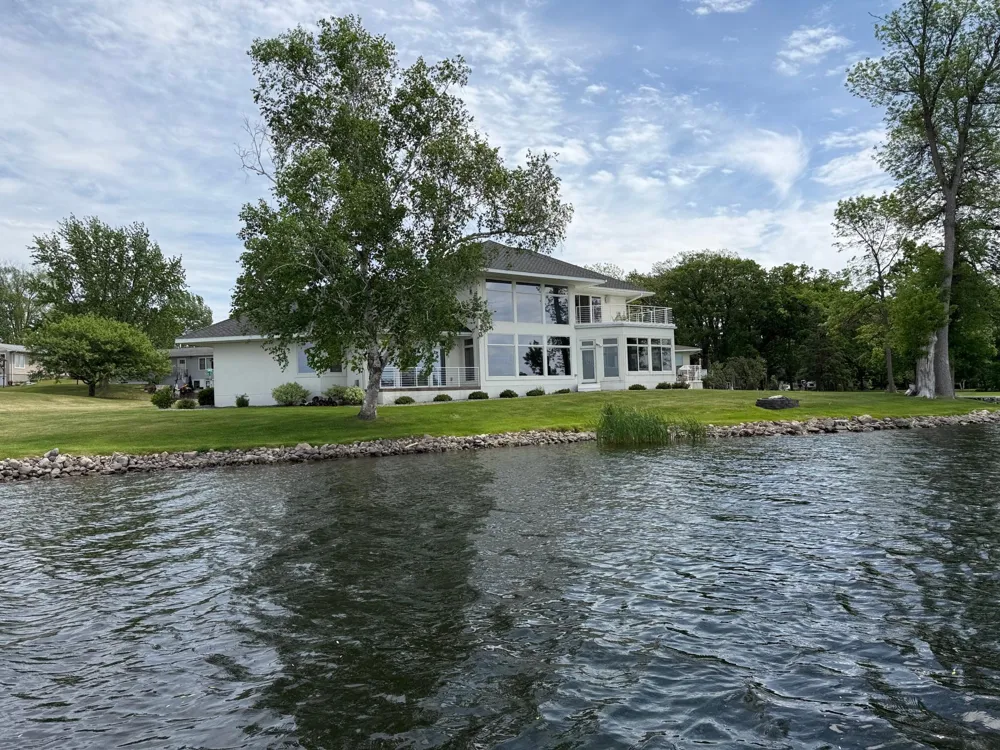 553 Lake Street Sauk Centre, MN 56378