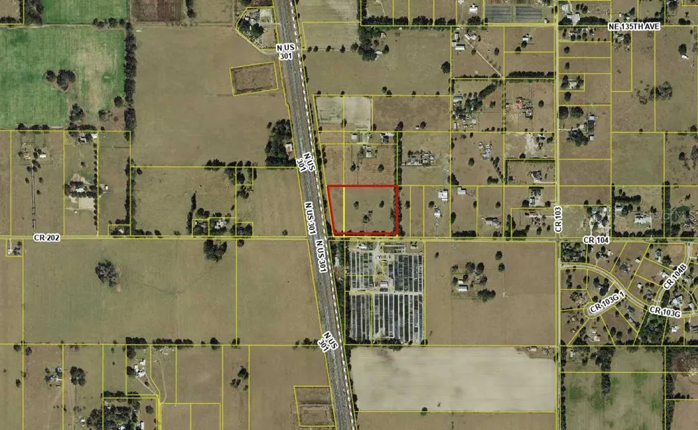 4040 COUNTY ROAD 104 Oxford, FL 34484