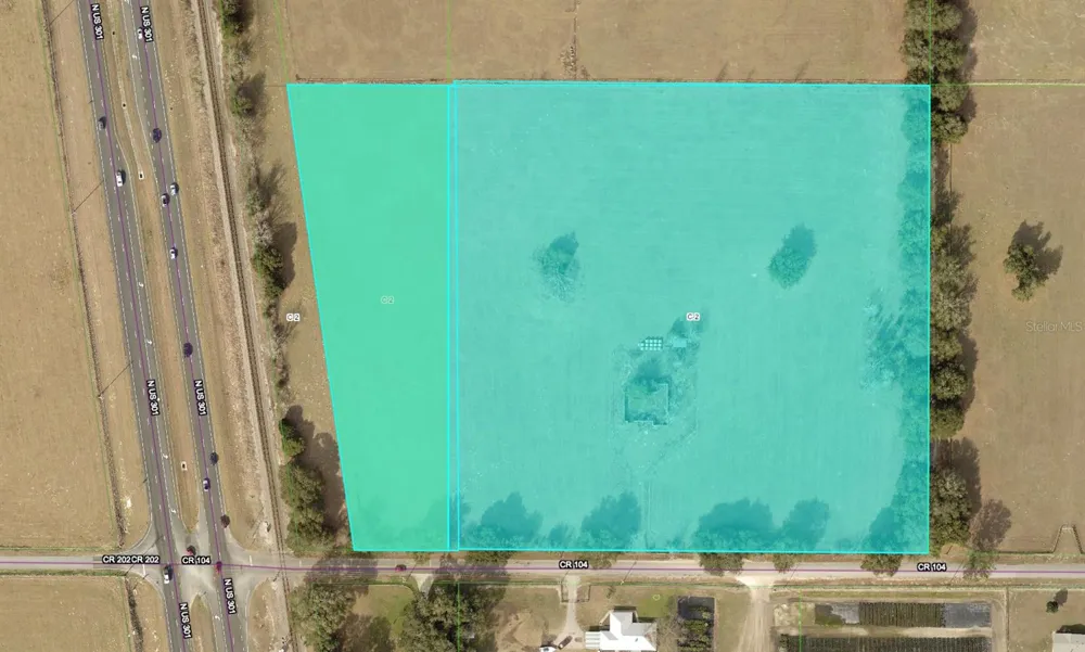 4040 COUNTY ROAD 104 Oxford, FL 34484