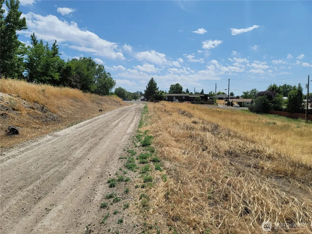 0 Parcel # 060797000 Washington Avenue S Warden, WA 98857