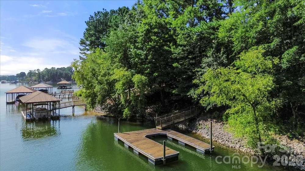 9178 Fair Oak Drive Sherrills Ford, NC 28673