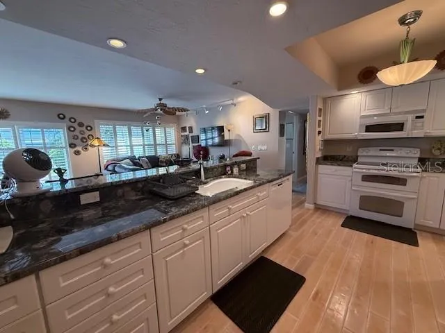 3806 GULF OF MEXICO DRIVE #C108 Longboat Key, FL 34228