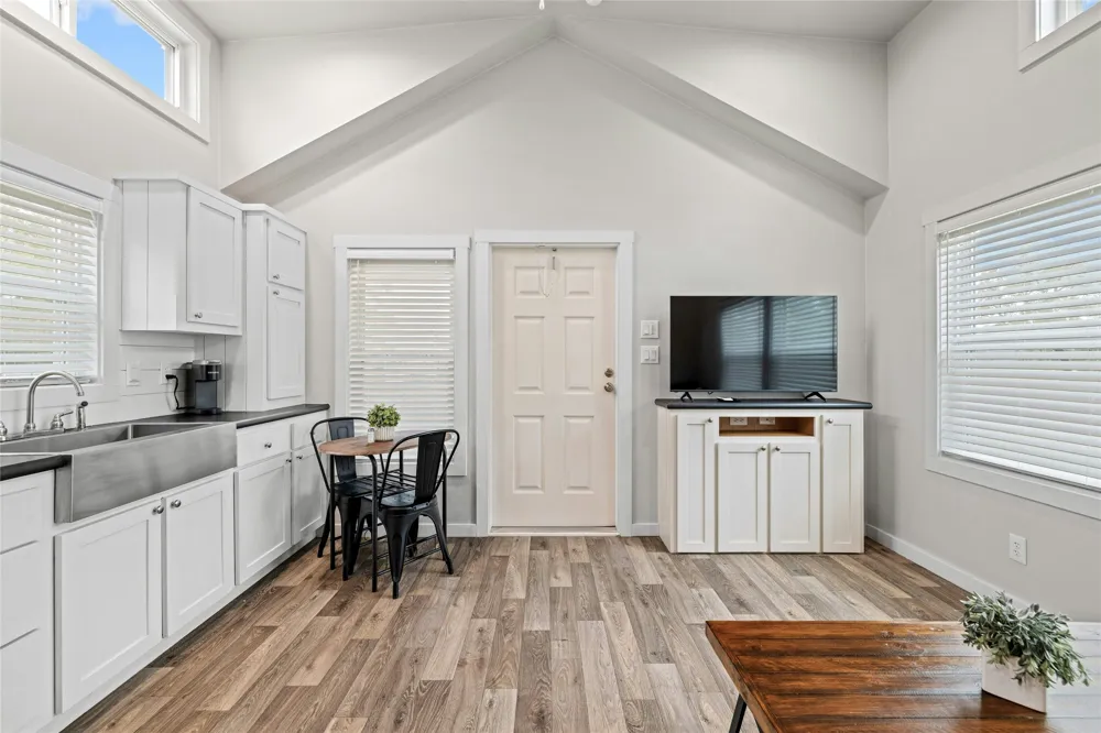 257 County Road 278 Unit D Road #D Liberty Hill, TX 78642
