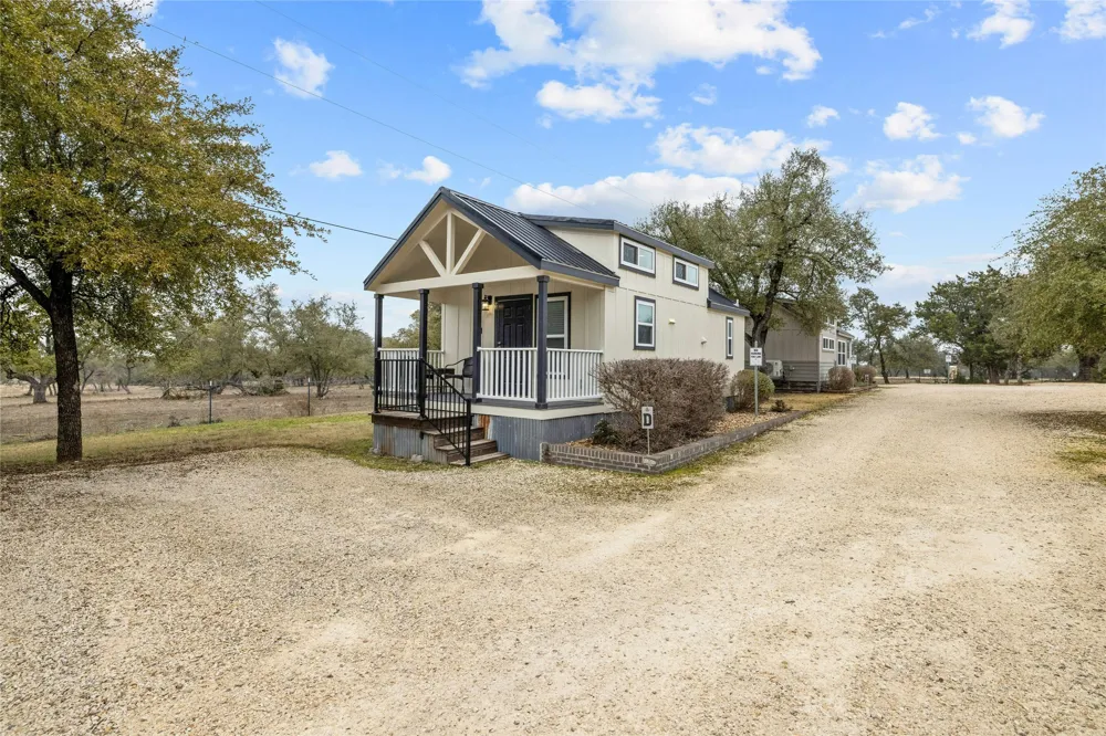 257 County Road 278 Unit D Road #D Liberty Hill, TX 78642
