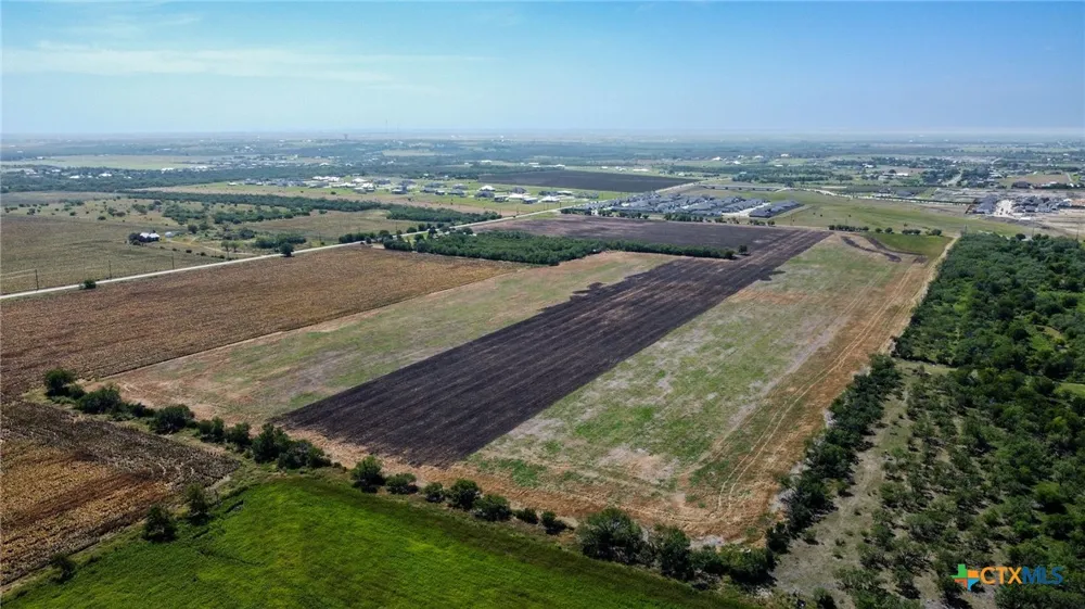 Santa Clara Road Marion, TX 78124