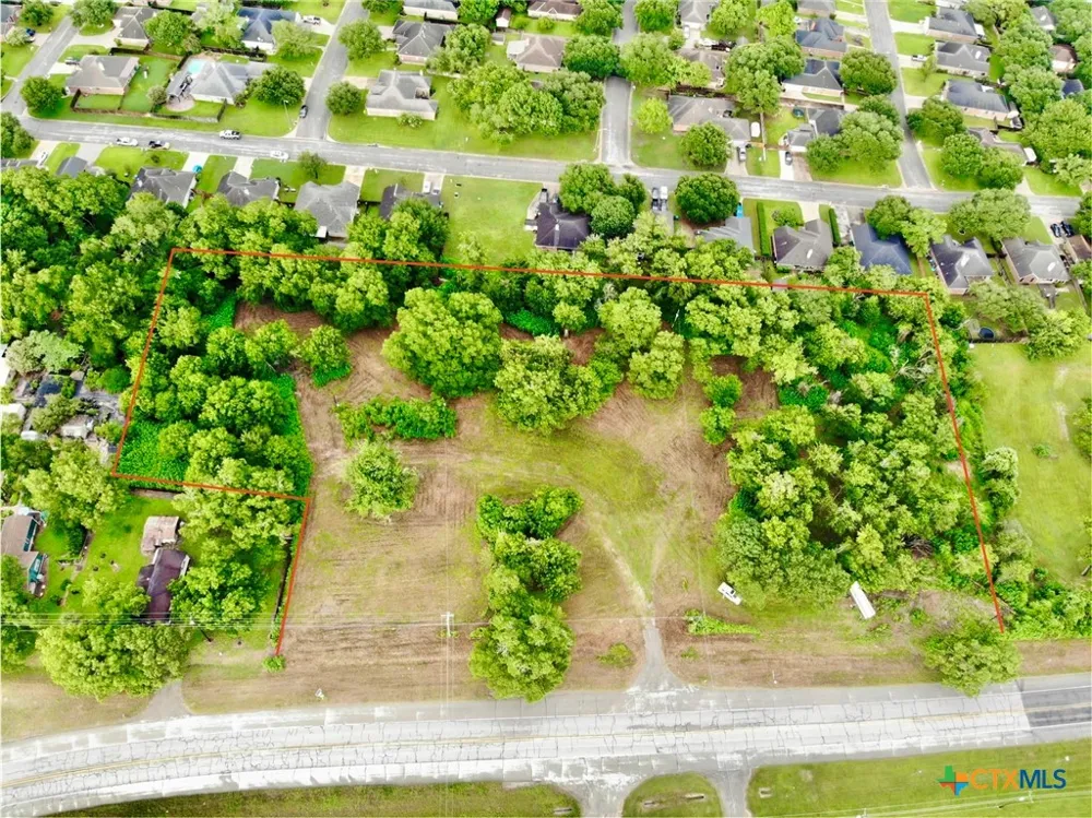 2774 N Park St Brenham, TX 77833
