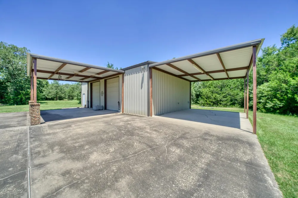 9945 Oxford Cemetery Road Madisonville, TX 77864