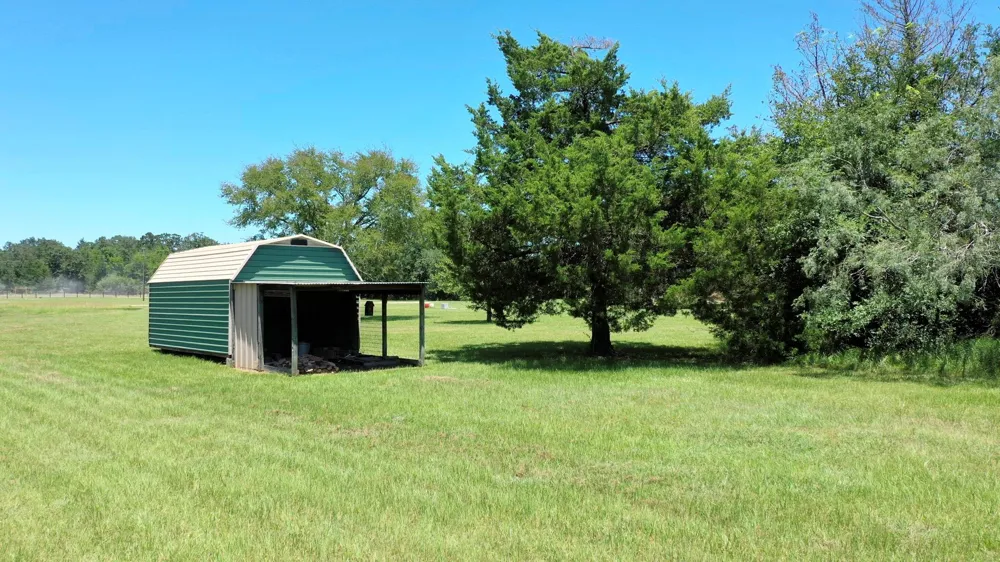 9945 Oxford Cemetery Road Madisonville, TX 77864