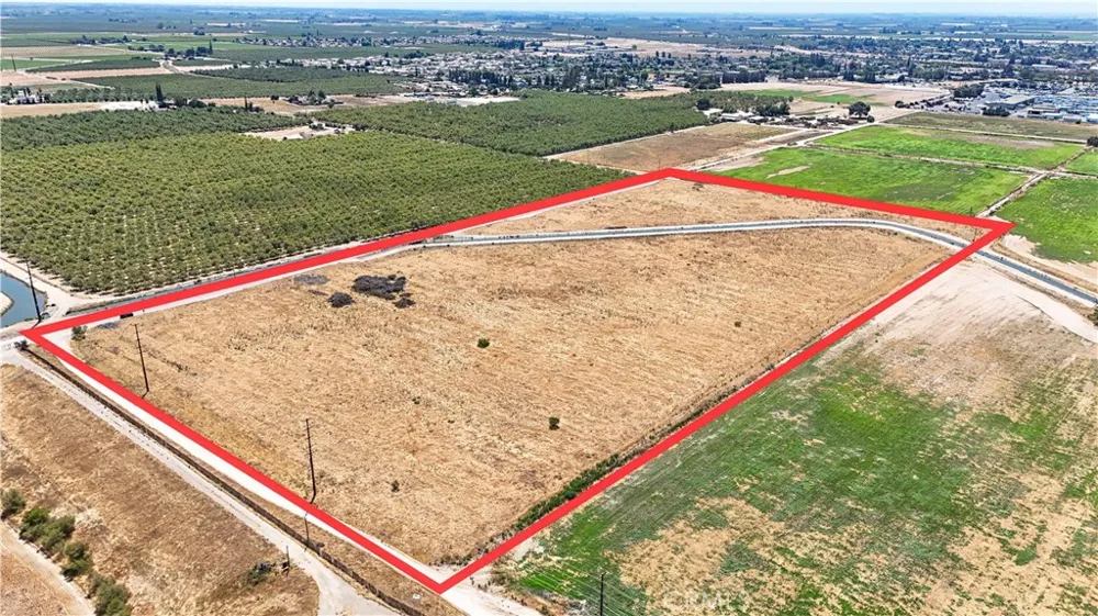 1777 Bird Livingston, CA 95334