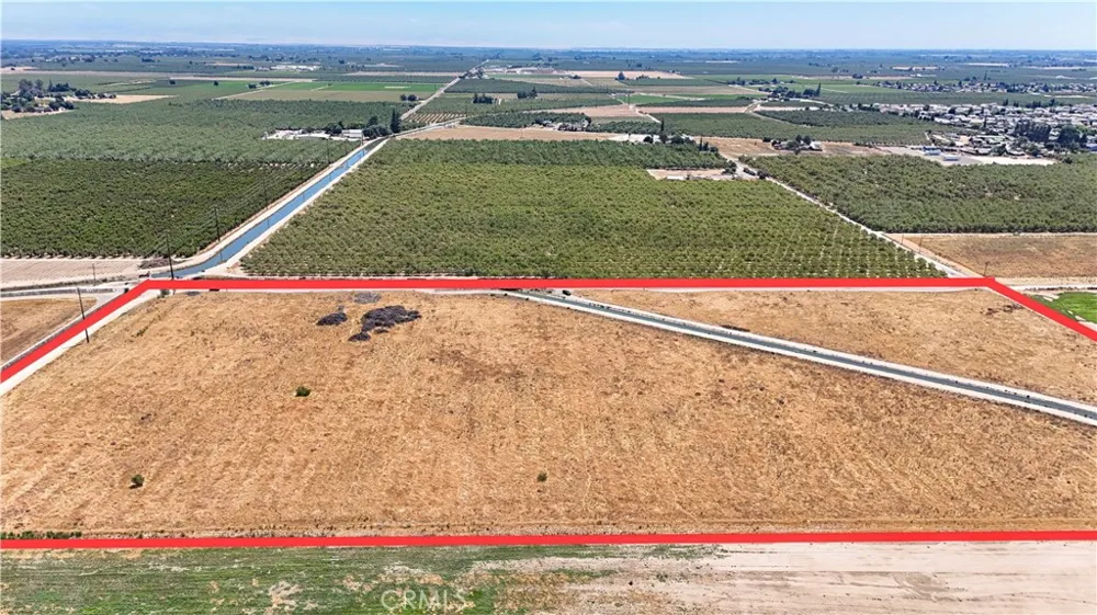1777 Bird Livingston, CA 95334