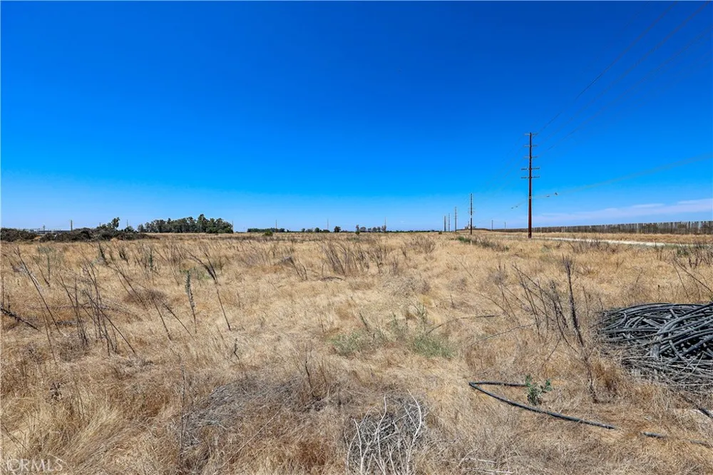 1777 Bird Livingston, CA 95334