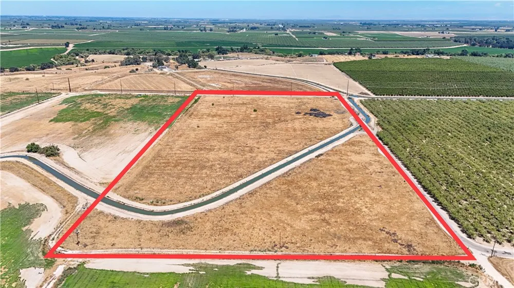 1777 Bird Livingston, CA 95334